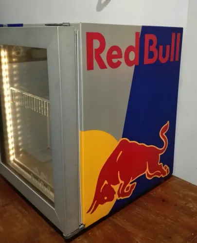 Frigobar original Redbull