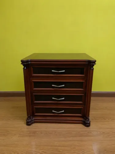Mesa de cabeceira