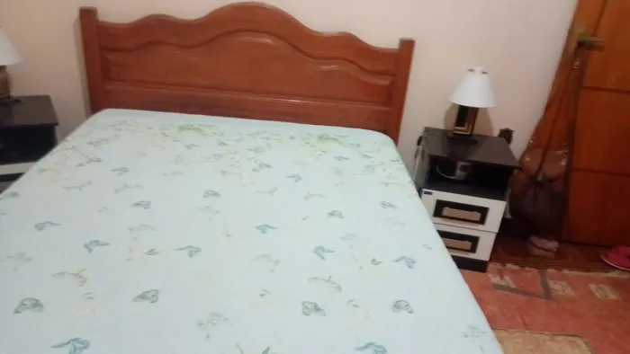 Cama madeira de casal
