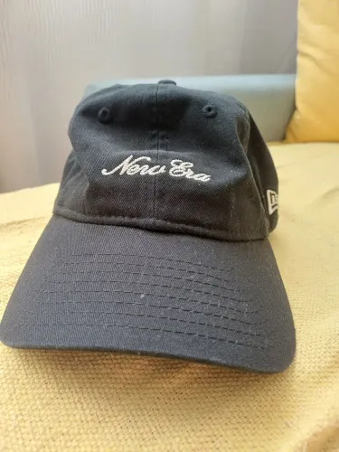 Boné New era preto 100% algodão,  tam único 