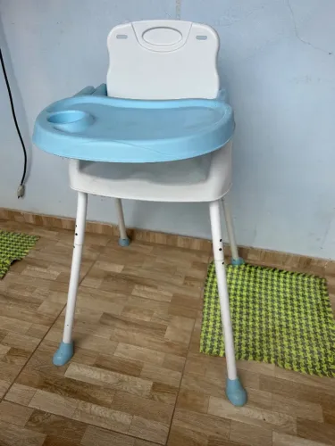 Cadeirinha de alimentação 