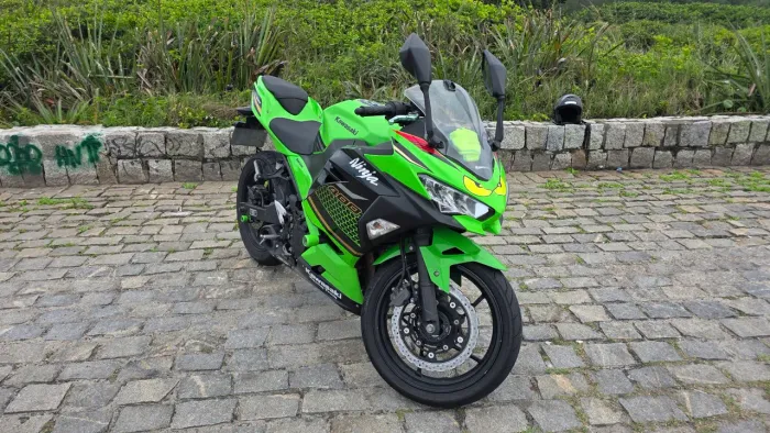 KAWASAKI ninja 400