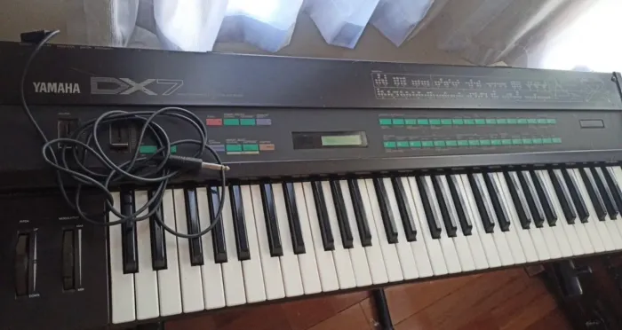 Teclado Yamara DX7
