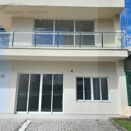 Locação: Salão comercial, condomínio fechado, Vila Sofia, S.P., 188m², mezanino,18 vagas,