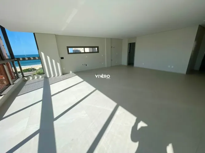 COBERTURA DUPLEX À VENDA NA PRAIA BRAVA  IN EXCLUSIVE HOME