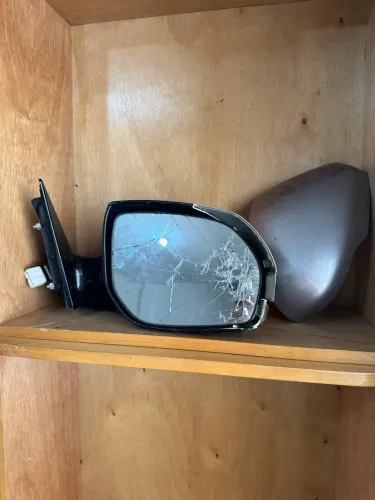 Retrovisor Hyundai Santa Fé - Para Retirada de Peças / Recuperar
