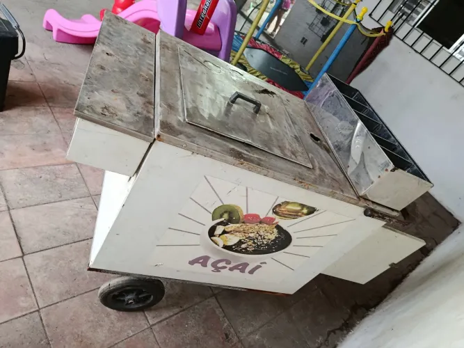 Carrinho de açaí ou serve para outros produtos também