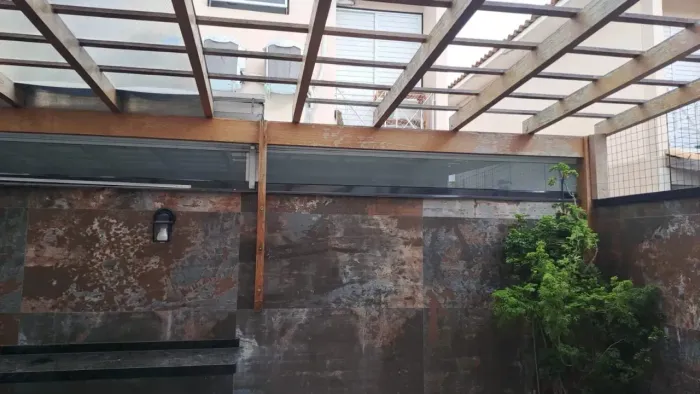 Vendo Sobrado em Condomínio Fechado próximo ao Bosque Maia - Parque Renato Maia - Guarulho