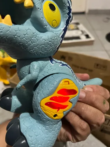 Dinossauro com som Dino Party