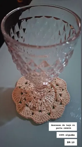 descanso de caneca ou taça em croche
