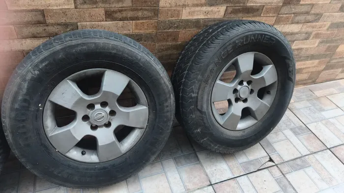 Roda Nissan frontier
