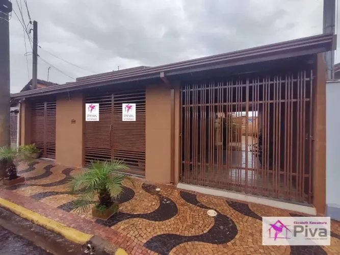 Casa com 2 dormitórios à venda, 134 m² por R$ 525.000 - Vila Bela Vista - Leme/SP