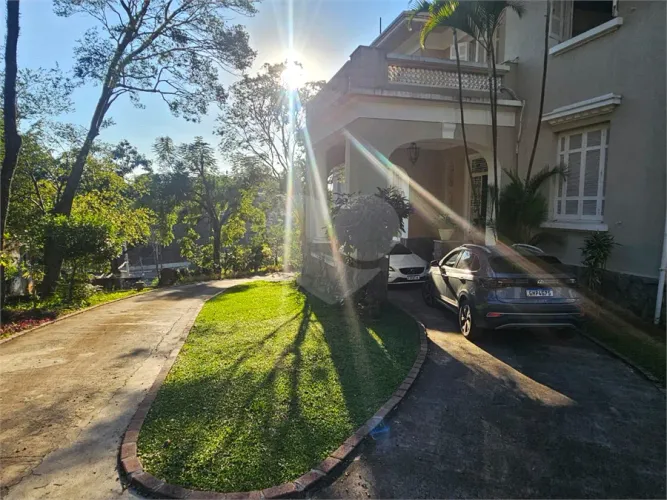 Casa com 4 quartos à venda ou para locação em Pacaembu - SP