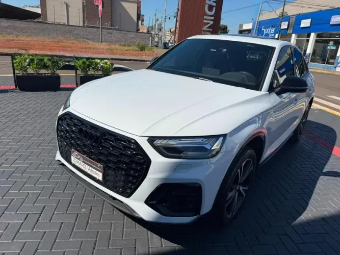 Audi Q5 SB P Black. 2.0 TFSIe S.tr. QT (hib.) 2025