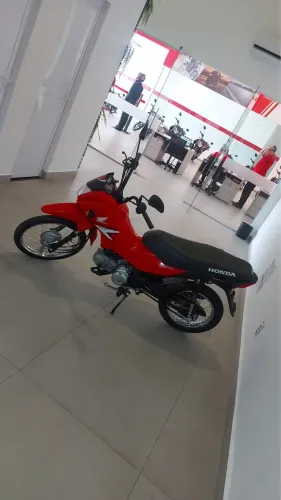 Vendo moto pop nova .