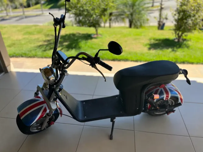 Scooter Elétrica Semi Nova
