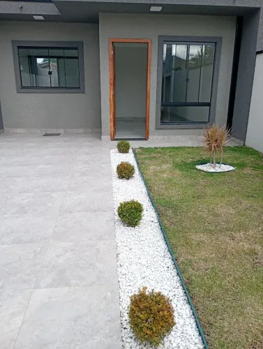 Excelente Casa 03 Dormitórios na Fazenda Rio Grande