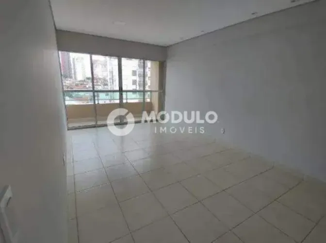 Apartamento disponível para locação no bairro Osvaldo Rezende!