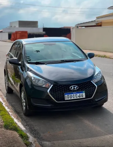Hyundai HB20 Unique 1.0 Flex 12V Mec. 2019