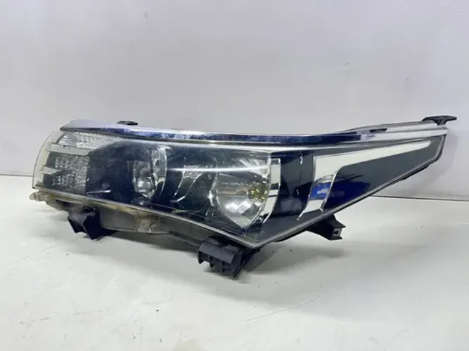 Farol Esquerdo Toyota Corolla 2015 2016 Com Detalhe Esquerdo