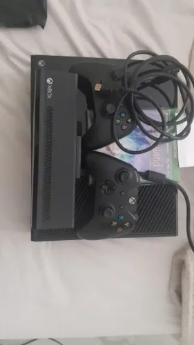 XBOX ONE FAT 500gb, kinect, 2 controles