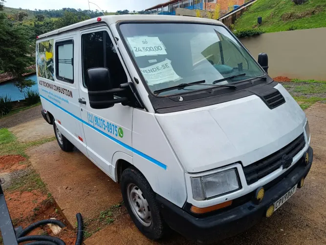 Renault Trafic Furgão Chassi Curto 2.2 1996