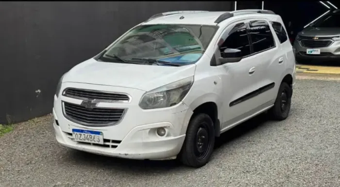 Chevrolet Spin Advantage 1.8 8V Econo.flex 5P Aut. 2014