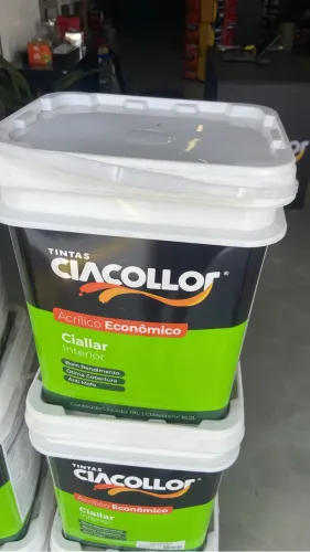 Tinta acrílica com anti mofo