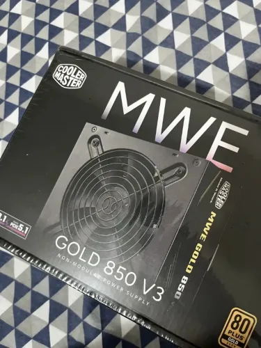 Fonte Cooler Master MWE Gold 850 V3, 850W, 80 Plus Ouro, ATX 3.1, PFC Ativo, Lacrada