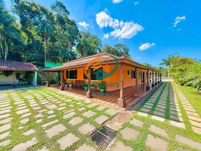 Chácara em Vale dos Pinheiros - Atibaia, SP