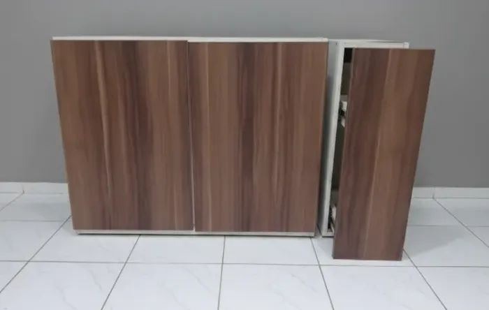 Gabinete Pequeno 2 Peças