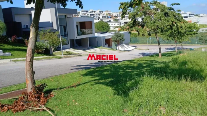 Terreno em Condominio 601m² - Colinas do Paratehy Sul - Urbanova - São José dos Campos-SP