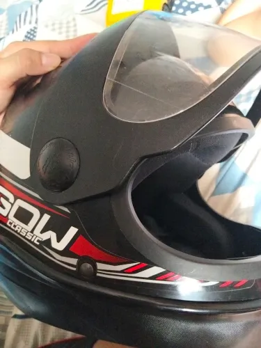 Capacete gow