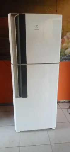 Geladeira Electrolux Frost freer 