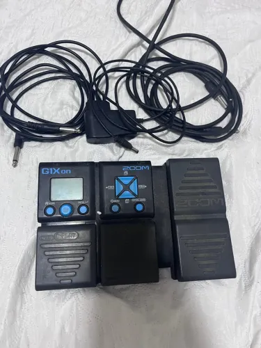 Pedaleira zoom G1X on