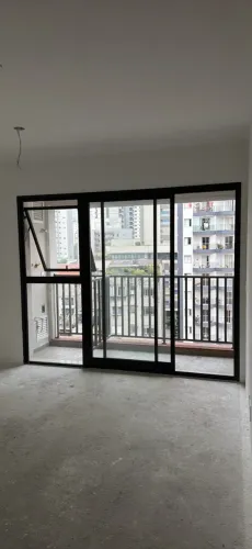 VENDE-SE PORTA DE CORRER DE VIDRO COM ESQUADRIA PRETA