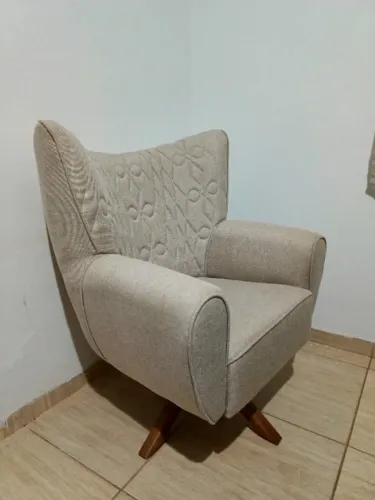 Cômoda giratória de linho