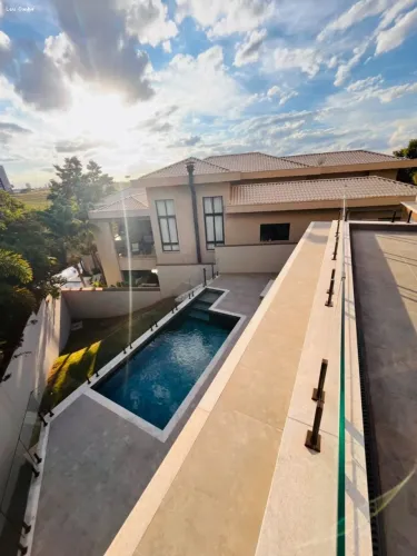 Casa para Venda em Campinas, Residencial Jatibela, 4 dormitórios, 4 suítes, 6 banheiros, 4