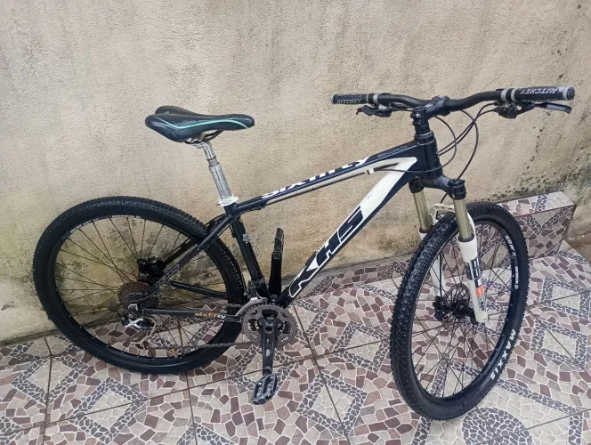 Bicicleta aro 27.6