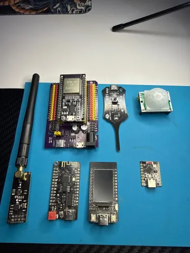 Lote de Componentes Eletrônicos e IoT