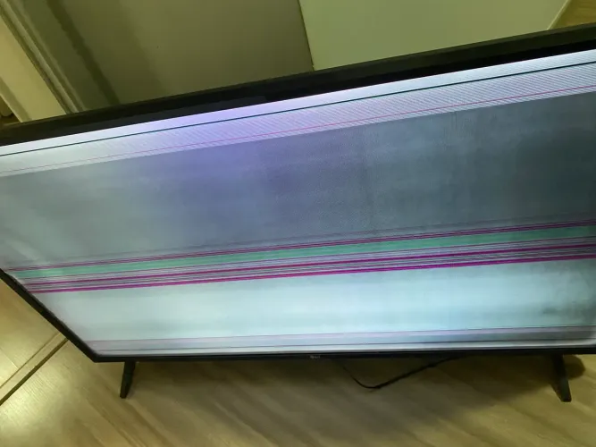 TV LG 43 Smartv (problema na Tela)