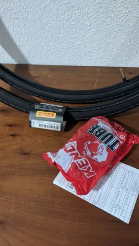 Par de pneu e camara aro 29