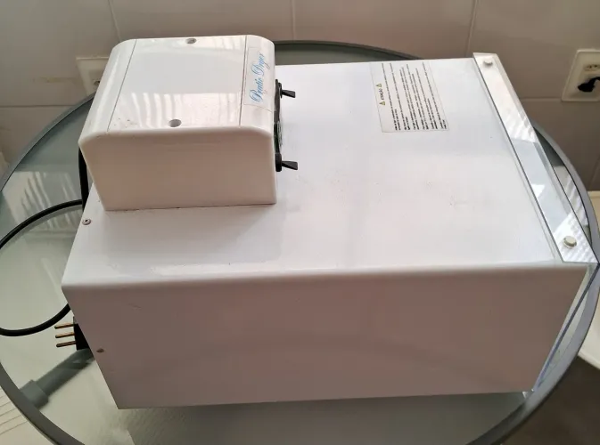 Desidratador frutas e legumes. Marca MELONI, analogico, 220 v. Quase sem uso. 