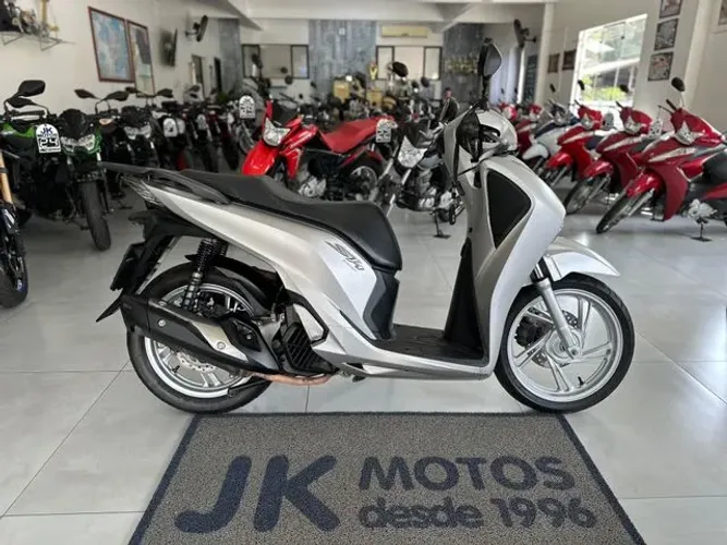 Honda SH 150i/DLX