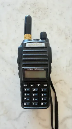 Rádio HT Baofeng UV-82 (Dual PTT) + Antena Diamond SRH805S
