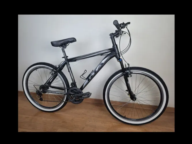 Bicicleta pronta para usar! Revisada e com Peças Novas - GTA aro 26 Alumínio