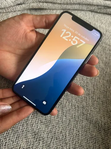 iPhone Xs 