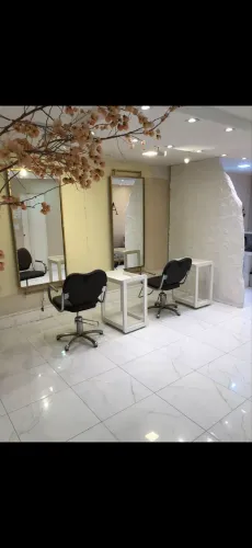 ESPELHO E CADEIRA SALÃO DE BELEZA - preço pra vender logo