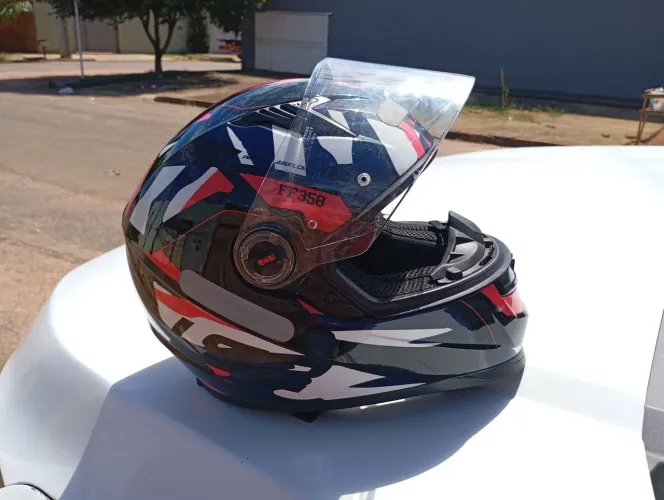 Capacete LS2 ff358 