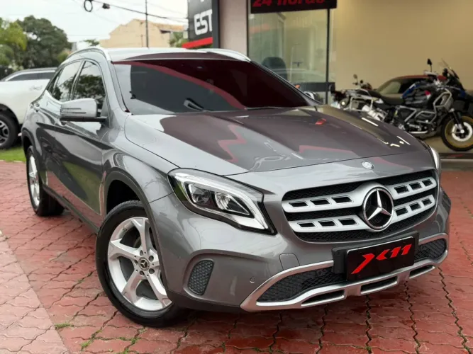 Mercedes-Benz GLA-200 GLA 200 Night 1.6. TB 16V Flex Aut. 2018
